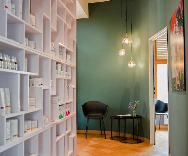 Апартаменты Gruene Wellness & *